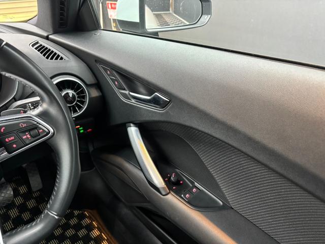 TTクーペ 1.8TFSI 1stエディション アダプティブクルーズコントロール 前後ドライブレコーダー 純正ナビ バックガイドモニター RSスタイルグリル ジャンボブレーキキャリパー LEDヘッドライト 社外20AW ジャンボブレーキキャリパー(27枚目)