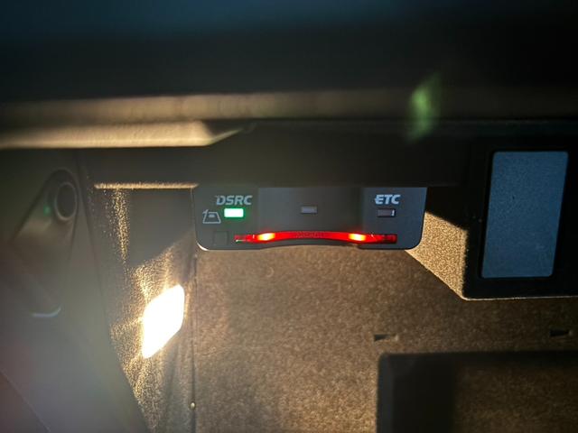 TTクーペ 1.8TFSI 1stエディション アダプティブクルーズコントロール 前後ドライブレコーダー 純正ナビ バックガイドモニター RSスタイルグリル ジャンボブレーキキャリパー LEDヘッドライト 社外20AW ジャンボブレーキキャリパー(33枚目)