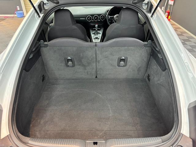 TTクーペ 1.8TFSI 1stエディション アダプティブクルーズコントロール 前後ドライブレコーダー 純正ナビ バックガイドモニター RSスタイルグリル ジャンボブレーキキャリパー LEDヘッドライト 社外20AW ジャンボブレーキキャリパー(40枚目)