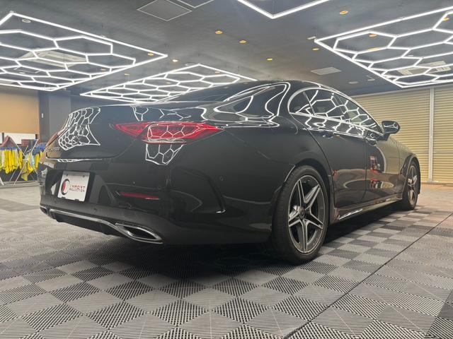 CLSクラス CLS220d スポーツ エクスクルーシブパッケージ パノラミックスライディングルーフ 黒レザーシート レーダーセーフティ 純正ナビ ブルメスター 360°カメラ ヘッドアップディスプレイ パワートランク ドラレコ ETC パフューム ベンチレーター(7枚目)