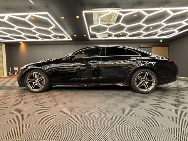 CLSクラス CLS220d スポーツ エクスクルーシブパッケージ パノラミックスライディングルーフ 黒レザーシート レーダーセーフティ 純正ナビ ブルメスター 360°カメラ ヘッドアップディスプレイ パワートランク ドラレコ ETC パフューム ベンチレーター(10枚目)