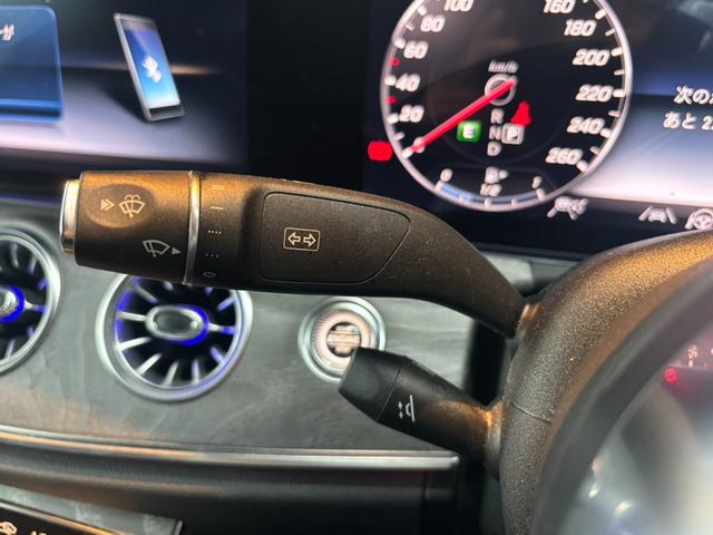 CLSクラス CLS220d スポーツ エクスクルーシブパッケージ パノラミックスライディングルーフ 黒レザーシート レーダーセーフティ 純正ナビ ブルメスター 360°カメラ ヘッドアップディスプレイ パワートランク ドラレコ ETC パフューム ベンチレーター(31枚目)