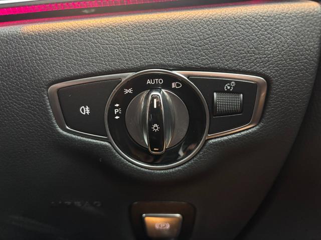 CLSクラス CLS220d スポーツ エクスクルーシブパッケージ パノラミックスライディングルーフ 黒レザーシート レーダーセーフティ 純正ナビ ブルメスター 360°カメラ ヘッドアップディスプレイ パワートランク ドラレコ ETC パフューム ベンチレーター(36枚目)