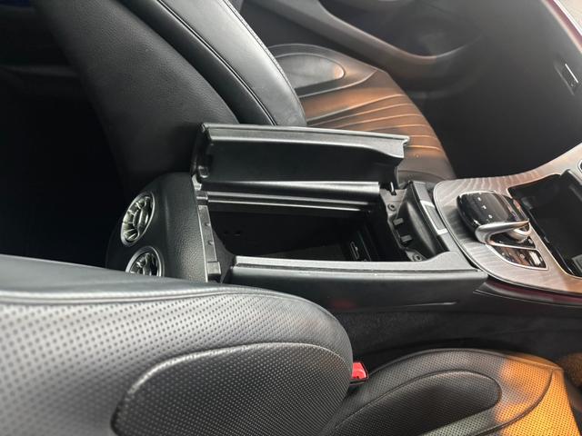CLSクラス CLS220d スポーツ エクスクルーシブパッケージ パノラミックスライディングルーフ 黒レザーシート レーダーセーフティ 純正ナビ ブルメスター 360°カメラ ヘッドアップディスプレイ パワートランク ドラレコ ETC パフューム ベンチレーター(40枚目)