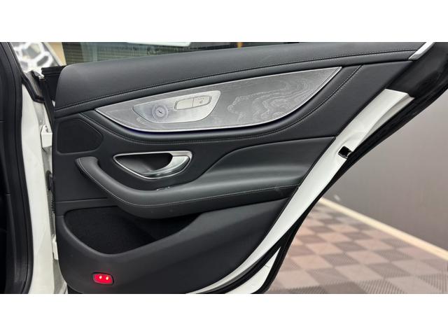 CLSクラス CLS220d スポーツ エクスクルーシブパッケージ パノラミックスライディングルーフ 黒レザー レーダーセーフティ 純正ナビ ブルメスター 360°カメラ ヘッドアップディスプレイ パワートランク ETC パフュームアトマイザー シートベンチレーター(19枚目)