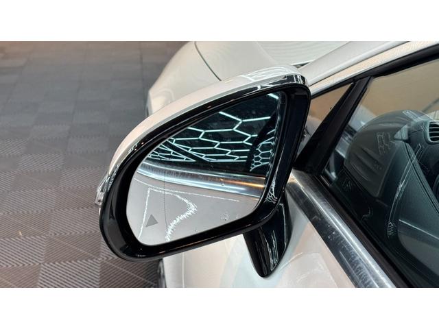CLSクラス CLS220d スポーツ エクスクルーシブパッケージ パノラミックスライディングルーフ 黒レザー レーダーセーフティ 純正ナビ ブルメスター 360°カメラ ヘッドアップディスプレイ パワートランク ETC パフュームアトマイザー シートベンチレーター(57枚目)