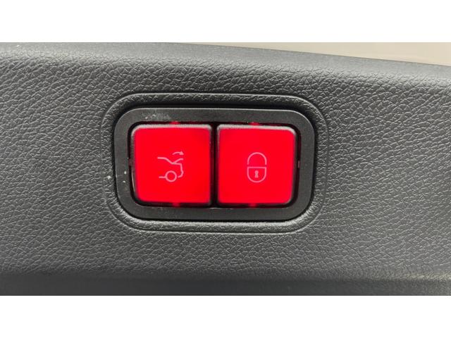CLSクラス CLS220d スポーツ エクスクルーシブパッケージ パノラミックスライディングルーフ 黒レザー レーダーセーフティ 純正ナビ ブルメスター 360°カメラ ヘッドアップディスプレイ パワートランク ETC パフュームアトマイザー シートベンチレーター(60枚目)
