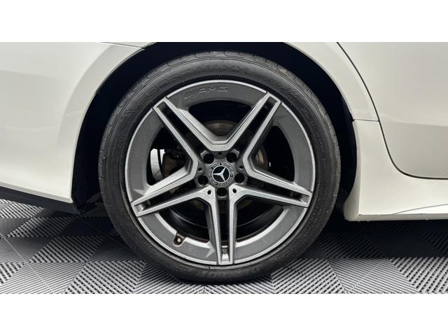 CLSクラス CLS220d スポーツ エクスクルーシブパッケージ パノラミックスライディングルーフ 黒レザー レーダーセーフティ 純正ナビ ブルメスター 360°カメラ ヘッドアップディスプレイ パワートランク ETC パフュームアトマイザー シートベンチレーター(62枚目)