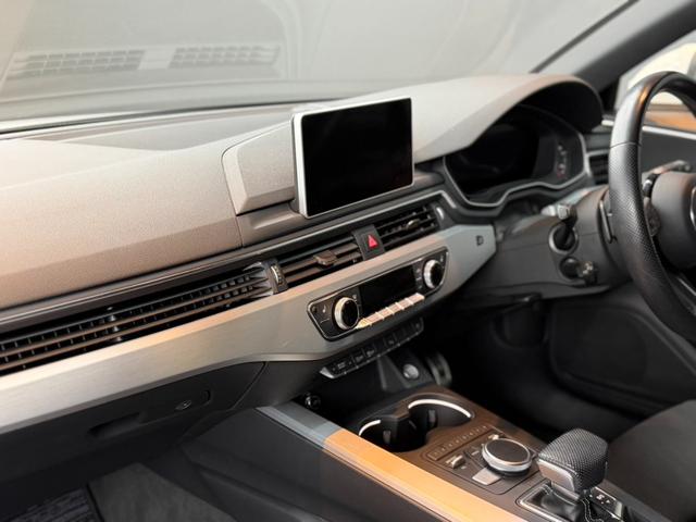 A4アバント 2.0TFSI Sラインパッケージ バーチャルコックピット アダプティブクルーズコントロール 純正ナビ 地デジ バックモニター ドライブレコーダー オートマチックテールゲート ETC ハーフレザー シートヒーター(12枚目)