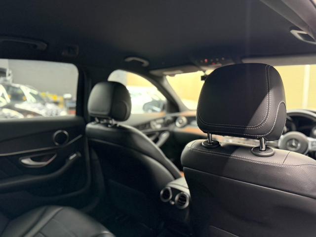 Cクラスステーションワゴン C220d ワゴンアバンギャルド AMGライン レーダーセーフティパッケージ 黒レザーシート 純正ナビ フルセグ バックモニター アンビエントライト LEDヘッドライト シートヒーター ETC パワーテールゲート ドライブレコーダー(19枚目)