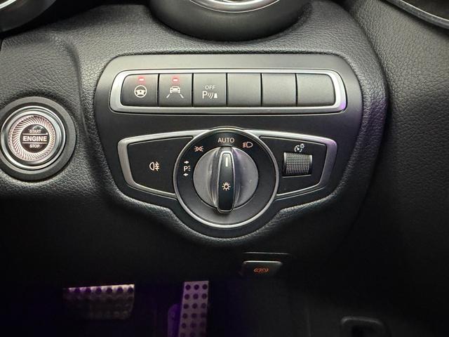 Cクラスステーションワゴン C220d ワゴンアバンギャルド AMGライン レーダーセーフティパッケージ 黒レザーシート 純正ナビ フルセグ バックモニター アンビエントライト LEDヘッドライト シートヒーター ETC パワーテールゲート ドライブレコーダー(32枚目)