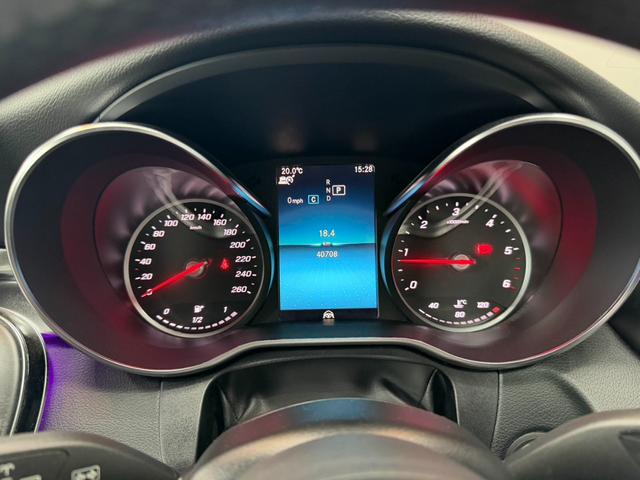 Cクラスステーションワゴン C220d ワゴンアバンギャルド AMGライン レーダーセーフティパッケージ 黒レザーシート 純正ナビ フルセグ バックモニター アンビエントライト LEDヘッドライト シートヒーター ETC パワーテールゲート ドライブレコーダー(33枚目)