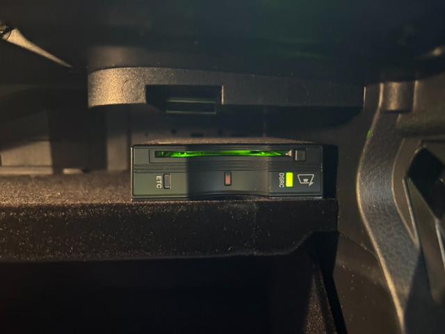 ＧＬＣ ＧＬＣ２５０　４マチックスポーツ　レーダーセーフティパッケージ　純正ナビ　フルセグ　３６０°カメラ　ヘッドアップディスプレイ　パワーテールゲート　ドライブレコーダー　ＬＥＤ　ＥＴＣ　アンビエントライト　ハーフレザー　シートヒーター（43枚目）