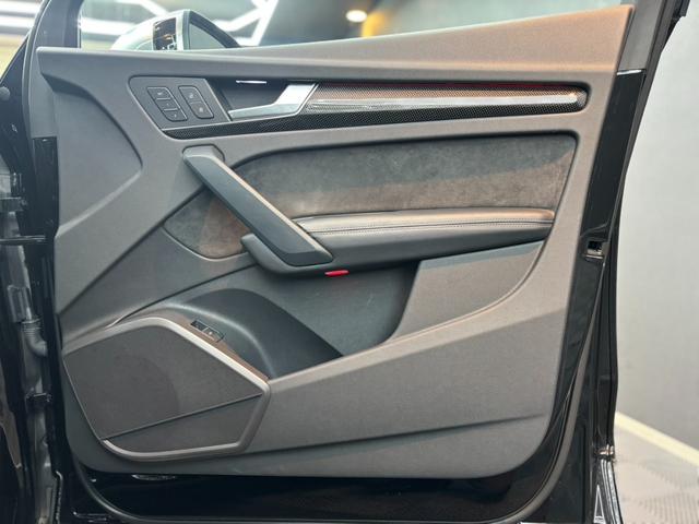 SQ5 ベースグレード ワンオーナー ナッパレザーシート アダプティブクルーズコントロール 純正ナビ フルセグ サラウンドビューモニター バーチャルコックピット マトリクスLED オートマチックテールゲート 純正20AW(20枚目)