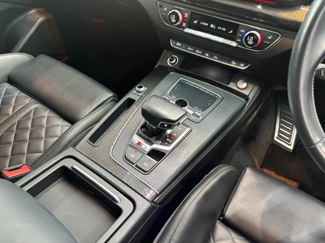 SQ5 ベースグレード ワンオーナー ナッパレザーシート アダプティブクルーズコントロール 純正ナビ フルセグ サラウンドビューモニター バーチャルコックピット マトリクスLED オートマチックテールゲート 純正20AW(34枚目)