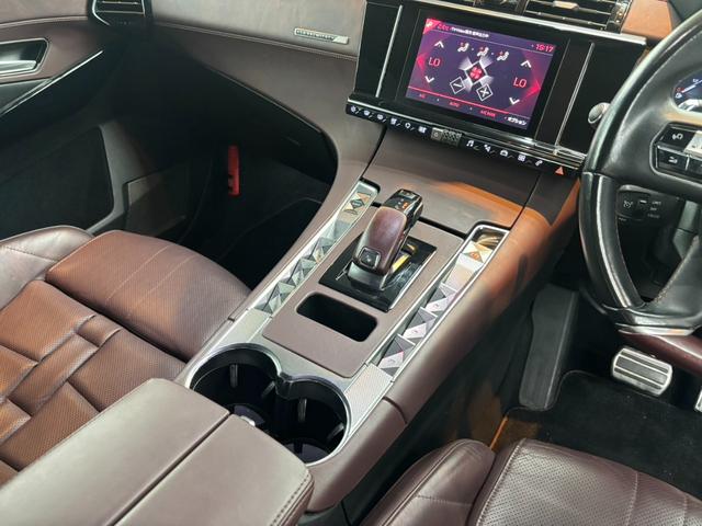 DS AUTOMOBILES DS7 CROSSBACK GRAND CHIC PURE TECH