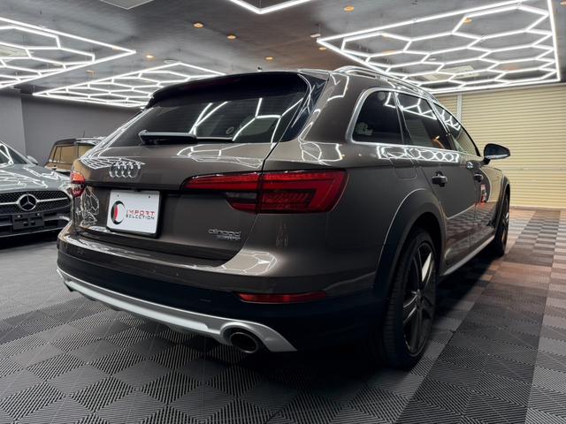 A4オールロードクワトロ ベースグレード ラグジュアリーパッケージ ACC パノラマサンルーフ レザーシート シートヒーター バックカメラ ETC2.0 パワーバックドア パワーシート ドラレコ フルセグTV 純正AW 純正ナビ(7枚目)