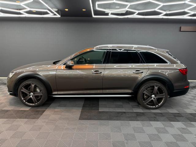 A4オールロードクワトロ ベースグレード ラグジュアリーパッケージ ACC パノラマサンルーフ レザーシート シートヒーター バックカメラ ETC2.0 パワーバックドア パワーシート ドラレコ フルセグTV 純正AW 純正ナビ(10枚目)