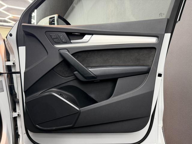 Ｑ５ ４５ＴＦＳＩクワトロ　スポーツ　Ｓラインパッケージ　アシスタンスパッケージ　アダプティブクルーズコントロール　サラウンドビュー　パークアシスト　バーチャルコックピット　パワーシート　前後シートヒーター　パワーバックドア　ドラレコ（22枚目）