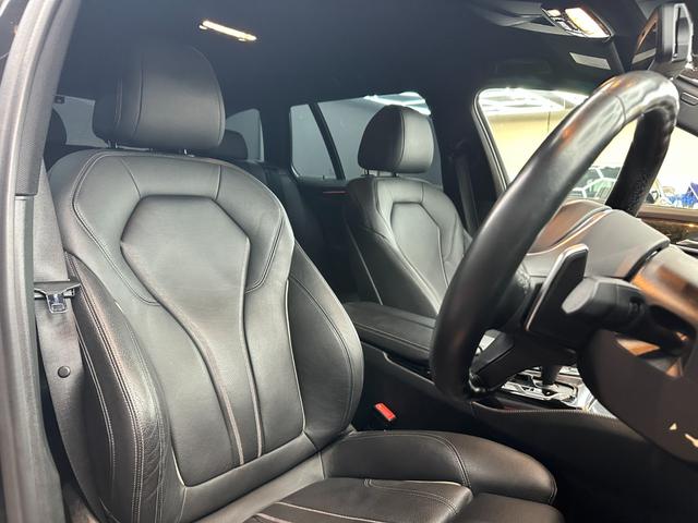 ５シリーズ ５２３ｄツーリング　Ｍスポーツ　イノベーションパッケージ　ハイラインパッケージ　アクティブクルーズコントロール　レザーシート　純正ナビ　フルセグＴＶ　トップビュー＋サイドビューモニター　パワーテールゲート　１９インチＡＷ　禁煙車（22枚目）