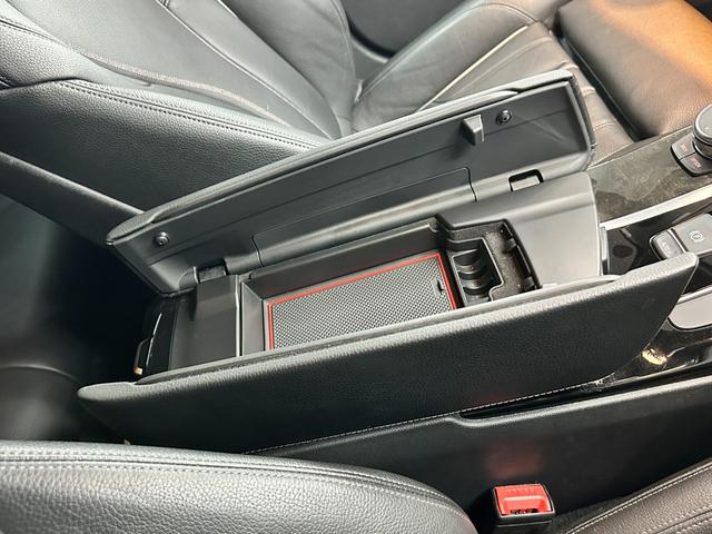 ５シリーズ ５２３ｄツーリング　Ｍスポーツ　イノベーションパッケージ　ハイラインパッケージ　アクティブクルーズコントロール　レザーシート　純正ナビ　フルセグＴＶ　トップビュー＋サイドビューモニター　パワーテールゲート　１９インチＡＷ　禁煙車（32枚目）