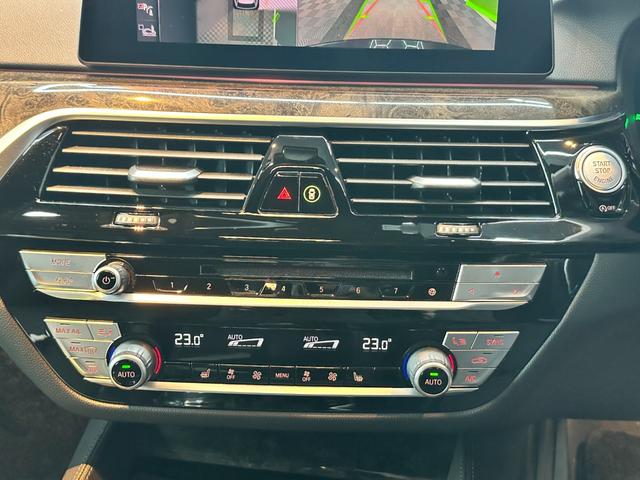 ５シリーズ ５２３ｄツーリング　Ｍスポーツ　イノベーションパッケージ　ハイラインパッケージ　アクティブクルーズコントロール　レザーシート　純正ナビ　フルセグＴＶ　トップビュー＋サイドビューモニター　パワーテールゲート　１９インチＡＷ　禁煙車（35枚目）