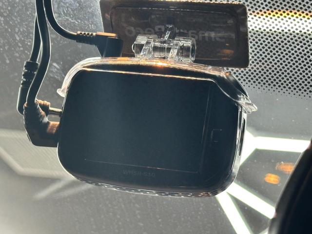 ５シリーズ ５２３ｄツーリング　Ｍスポーツ　イノベーションパッケージ　ハイラインパッケージ　アクティブクルーズコントロール　レザーシート　純正ナビ　フルセグＴＶ　トップビュー＋サイドビューモニター　パワーテールゲート　１９インチＡＷ　禁煙車（43枚目）