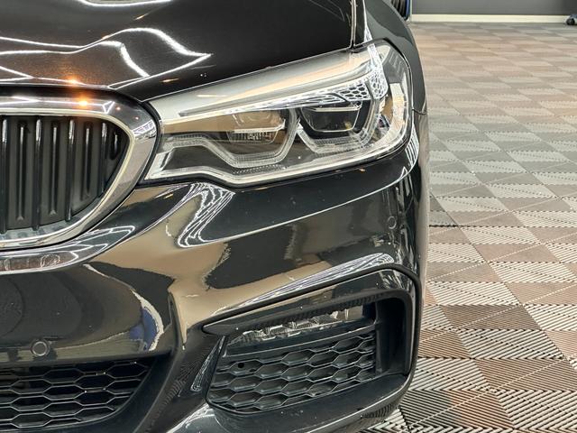 ５シリーズ ５２３ｄツーリング　Ｍスポーツ　イノベーションパッケージ　ハイラインパッケージ　アクティブクルーズコントロール　レザーシート　純正ナビ　フルセグＴＶ　トップビュー＋サイドビューモニター　パワーテールゲート　１９インチＡＷ　禁煙車（46枚目）