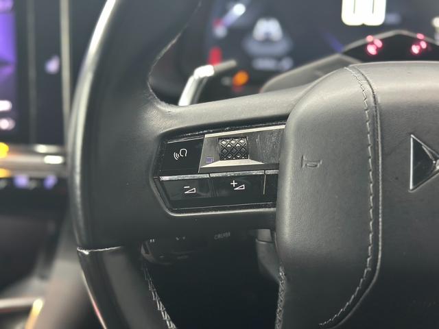 ＤＳ７クロスバック グランシック　ブルーＨＤｉ　アダプティブクルーズコントロール　レーンキープ　ＢＳＭ　純正ナビ　バックカメラ　リヴォリ内装黒レザー　Ｂ．Ｒ．Ｍ製アナログ時計　カープレイ　ＬＥＤ　純正２０ＡＷ　シートヒーター　パワーテールゲート（24枚目）