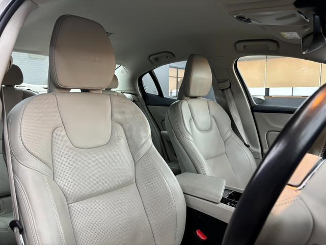 ローンにご不安な方、組めなかった方も諦めないでお気軽に当店にお問い合わせください。多数実績ございます。頭金なしＯＫ☆最大１２０回までご自由に支払回数を決めれます。お電話は「０２９−８６９−７８８０」