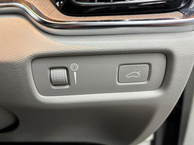 この度は数ある販売店より弊社在庫をご覧くださいまして誠にありがとうございます。当社所在地は〒３０５−００７１　茨城県つくば市稲岡７２９−１