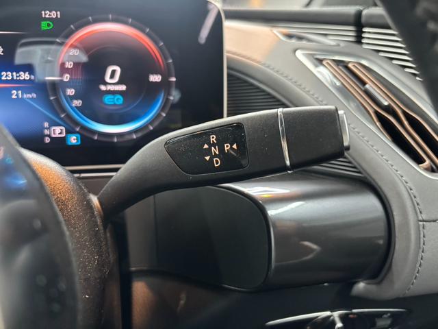 ＥＱＣ ＥＱＣ４００　４マチック　ＡＭＧライン　レザーエクスクルーシブＰＫＧ　パノラミックスライディングルーフ　レーダーセーフティ　純正ナビ　ＨＵＤ　３６０°カメラ　ＥＴＣ　ＬＥＤ　パフュームアトマイザー　ブルメスター　ベンチレーター　パワーゲート（32枚目）