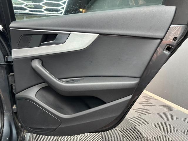 Ａ４アバント ２．０ＴＦＳＩ　（２２）アダプティブクルーズコントロール　シートヒーター　純正ナビ　パワーバックドア　ドラレコ　フルセグＴＶ　純正１８ＡＷ　ルーフレール（17枚目）