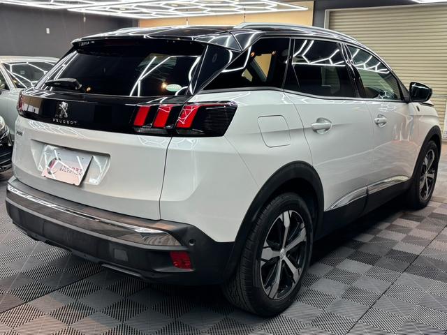 ３００８ 　アダプティブクルーズコントロール　ディスプレイオーディオ　サイドカメラ　バックガイドモニター　ＥＴＣ　パワーテールゲート　シートヒーター（7枚目）