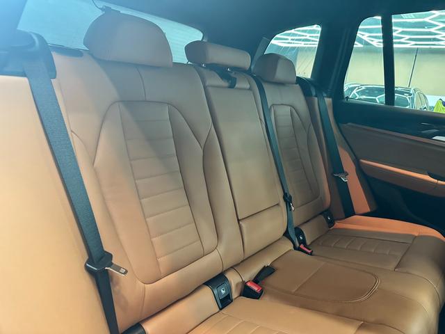Ｘ３ ｘＤｒｉｖｅ　２０ｄ　Ｍスポーツハイラインパッケージ　ワンオーナー　茶革シート　アクティブクルーズコントロール　ヘッドアップディスプレイ　純正ナビ　フルセグＴＶ　全方位カメラ　パワーバックドア　純正前後ドラレコ　ＬＥＤヘッドライト　ＥＴＣ（19枚目）