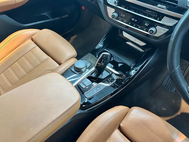 Ｘ３ ｘＤｒｉｖｅ　２０ｄ　Ｍスポーツハイラインパッケージ　ワンオーナー　茶革シート　アクティブクルーズコントロール　ヘッドアップディスプレイ　純正ナビ　フルセグＴＶ　全方位カメラ　パワーバックドア　純正前後ドラレコ　ＬＥＤヘッドライト　ＥＴＣ（34枚目）