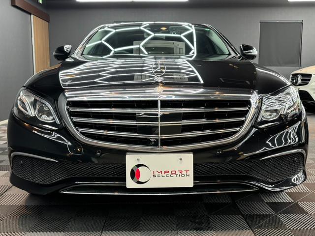 Eクラス E400 4マチック エクスクルーシブ パノラミックスライディングルーフ 黒革シート アクティブクルーズコントロール 純正ナビ フルセグTV ブルメスター パワーテールゲート 前後ドラレコ 360°ビューカメラ アンビエントライト(5枚目)