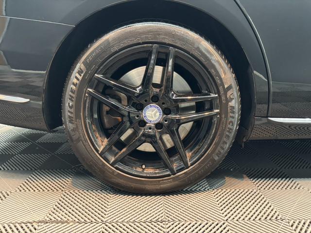 Eクラス E400 4マチック エクスクルーシブ パノラミックスライディングルーフ 黒革シート アクティブクルーズコントロール 純正ナビ フルセグTV ブルメスター パワーテールゲート 前後ドラレコ 360°ビューカメラ アンビエントライト(62枚目)