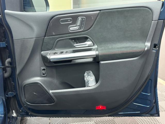 Ｂクラス Ｂ１８０　ＡＭＧライン　レーダーセーフティパッケージ　純正ナビ　フルセグ　バックガイドモニター　ハーフレザーシート　ドライブレコーダー　パワーテールゲート　ＬＥＤヘッドライト　ＥＴＣ　メモリー付パワーシート　シートヒーター（19枚目）