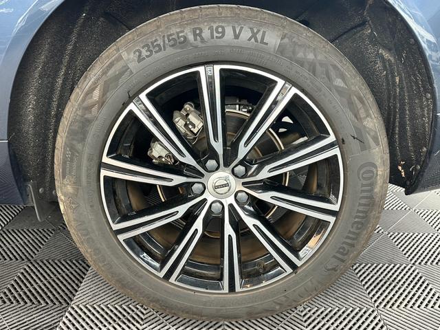 ＸＣ６０ Ｔ５　ＡＷＤ　インスクリプション　ヘッドアップディスプレイ　アダプティブクルーズコントロール　リアシートヒーター　純正ナビ　フルセグＴＶ　３６０°ビューカメラ　バーチャルコックピット　ブラインドスポット　パワーバックドア　ＥＴＣ（57枚目）