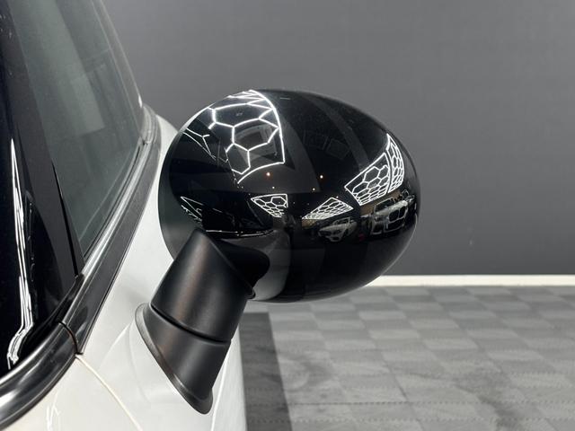 ＭＩＮＩ 　アクティブクルーズコントロール　純正ナビ　バックガイドモニター　前後ＰＤＣ　ＬＥＤヘッドライト　純正１７インチアルミ　純正ミラー型ＥＴＣ　禁煙車（16枚目）