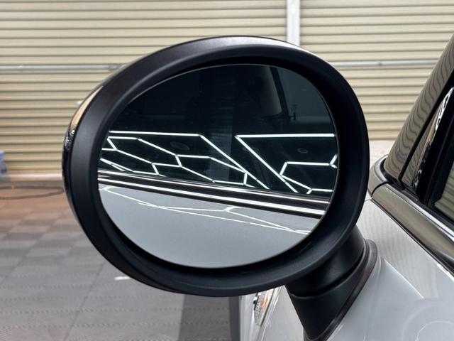 ＭＩＮＩ 　アクティブクルーズコントロール　純正ナビ　バックガイドモニター　前後ＰＤＣ　ＬＥＤヘッドライト　純正１７インチアルミ　純正ミラー型ＥＴＣ　禁煙車（17枚目）