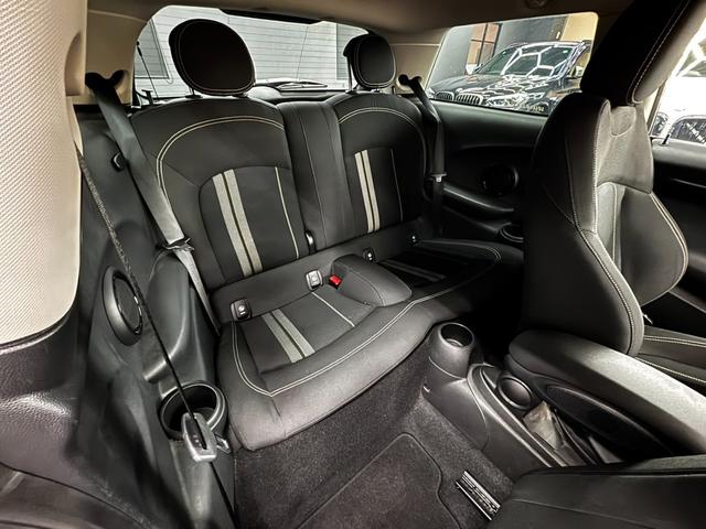 ＭＩＮＩ 　アクティブクルーズコントロール　純正ナビ　バックガイドモニター　前後ＰＤＣ　ＬＥＤヘッドライト　純正１７インチアルミ　純正ミラー型ＥＴＣ　禁煙車（24枚目）