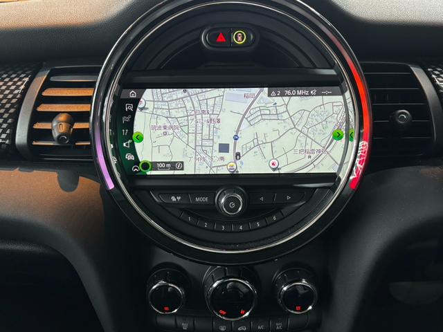 ＭＩＮＩ 　アクティブクルーズコントロール　純正ナビ　バックガイドモニター　前後ＰＤＣ　ＬＥＤヘッドライト　純正１７インチアルミ　純正ミラー型ＥＴＣ　禁煙車（30枚目）