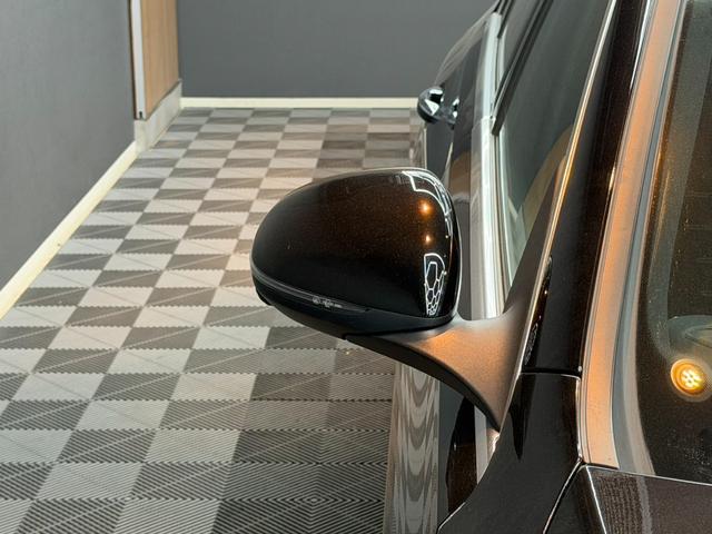 Cクラス C200 4マチックアバンギャルド AMGライン ワンオーナー AMGラインP ベーシックパッケージ 純正ナビ 360°カメラ パワートランク ヘッドアップディスプレイ LEDヘッドライト ドラレコ シートヒーター ETC アンビエントライト(52枚目)