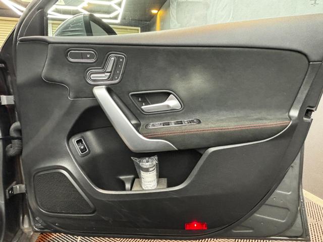 Aクラスセダン A180 スタイルセダン AMGライン レーダーセーフティパッケージ 純正ナビ フルセグTV バックガイドモニター ハーフレザーシート シートヒーター メモリ付パワーシート 純正アルミ ブラインドスポットモニター(29枚目)