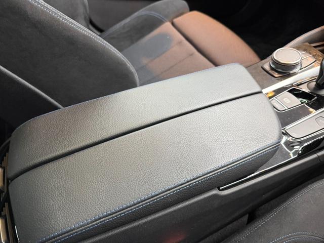 5シリーズ 523d Mスポーツ パノラマガラスサンルーフ アクティブクルーズ 純正ナビ フルセグTV トップビュー+サイドビュー harman/kardon パワートランク ヘッドアップディスプレイ LED ETC ドラレコ(39枚目)