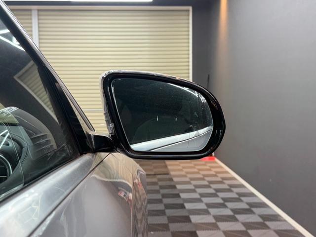 Ｅクラス Ｅ２００　アバンギャルド　スポーツ　サンルーフ　レザーエクスクルーシブパッケージ　アダプティブクルーズコントロール　ヘッドアップディスプレイ　前後シートヒーター　レザーシート　全方位カメラ　ブルメスター　パフュームアトマイザー（59枚目）