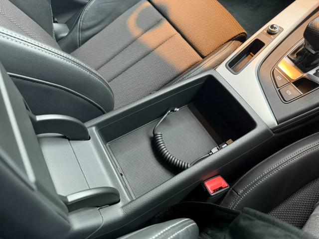 Ａ４アバント ２．０ＴＦＳＩクワトロスポーツ　Ｓラインパッケージ　アダプティブクルーズコントロール　フルセグＴＶ　パワーバックドア　パワーシート　Ｂｌｕｅｔｏｏｔｈ　全方位カメラ　純正ナビ　純正ＡＷ１８インチ　ＥＴＣ２．０（36枚目）