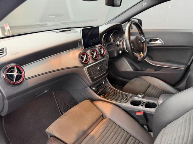 �F�l�̂����X���X�^�b�t�ꓯ�A�S��肨�҂����Ă���܂��B